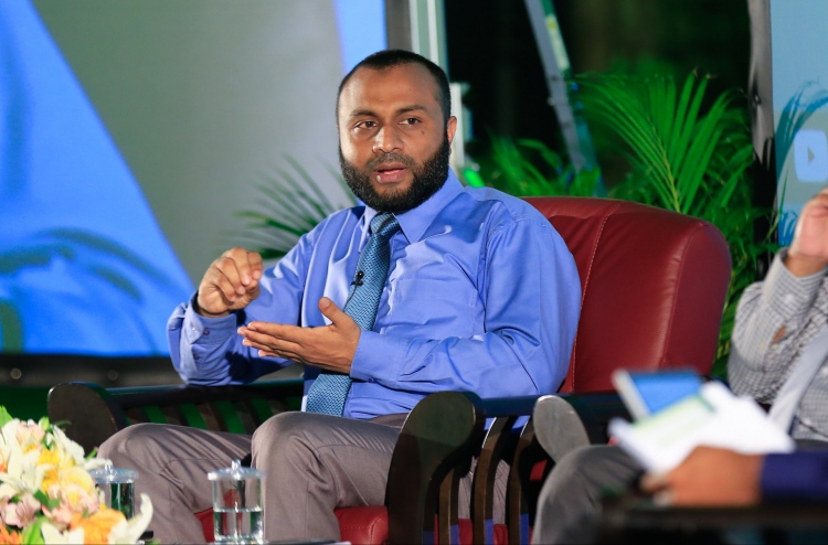 "އިސްލާމީ ދެ މުއައްސަސާއަށް ވެރިން ނުލާތީ ކަންބޮޑުވޭ"