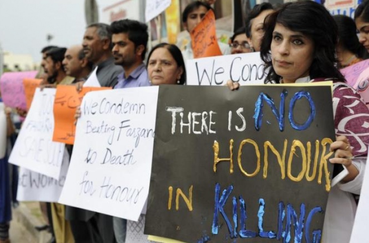 ބޭބެ އަންހެން ކޮއްކޮ މަރާލީ ބައްޕަ ހިތްވަރުދީގެން!