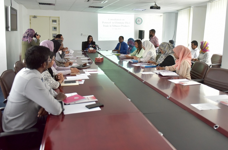 ދުންފަތާ ދެކޮޅު މަސައްކަތަށް ގޮންޖެހުން ގިނަ:މިނިސްޓަރު