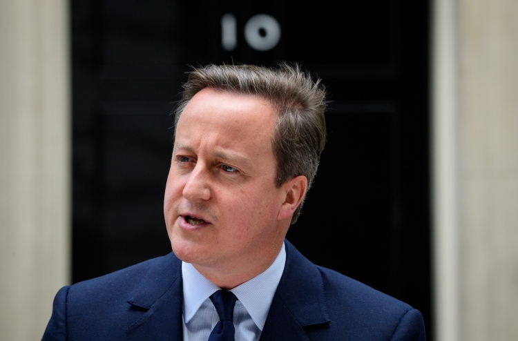 ބޯޓަކަށް ހަމަލާ ދީފި ނަމަ ރައްދު ދޭނަން: ކެމަރަން