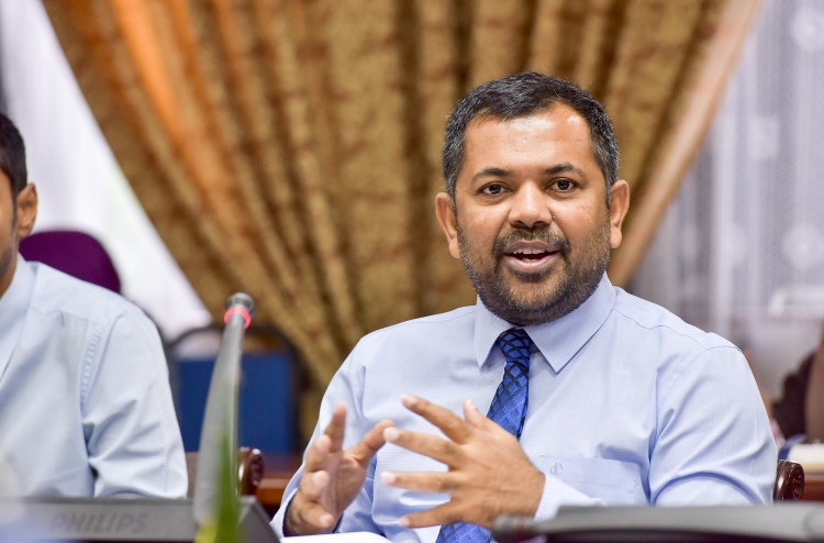 ގެސްޓް ހައުސްތަކުން ގްރީން ޓެކްސް ނަގަންޖެހޭ: ޒަމީރު