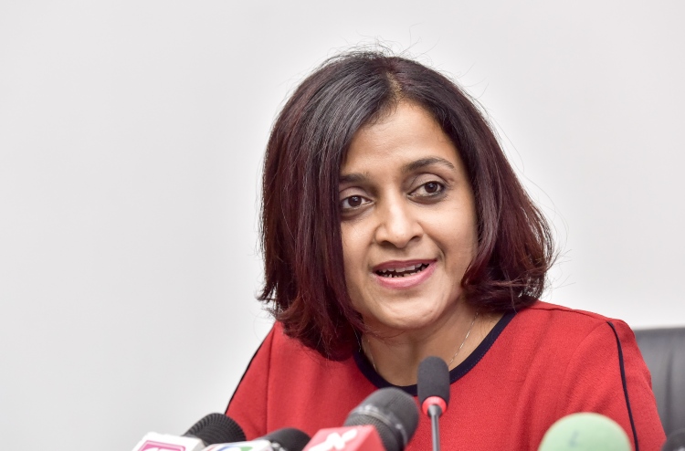 ފޮރިން މިނިސްޓަރު ދުންޔާ އިސްތިއުފާ ދެއްވައިފި