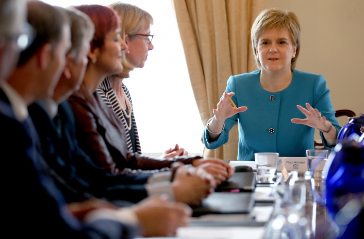 އީޔޫ އިން ވަކިވުމާ އެކު ސްކޮޓްލެންޑުން ގޮތެއް ނިންމަނީ