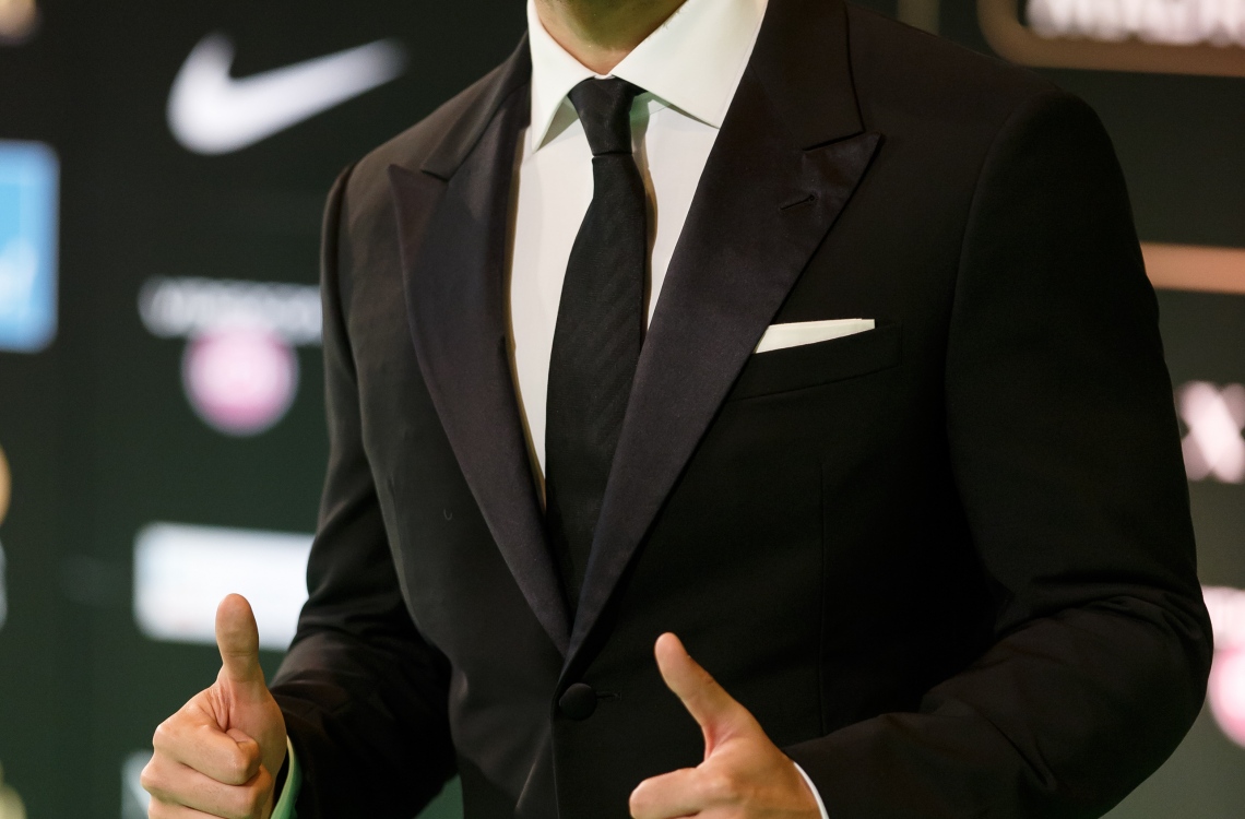 މެޑްރިޑް، ސްޕެއިން: ޖޫން 24، 2016: 17 ވަނަ އިންޓަނޭޝަނަލް އިންޑިއަން ފިލްމް އެވޯޑްސް (އައިފާ އެވޯޑްސް) ހަފްލާއަށް ބޮލީވުޑް އެކްޓަރު ސޫރަޖް ޕަންޗޯލީ ގްރީން ކާޕެޓުގައި ބައިވެރިވަނީ.-- ފޮޓޯ: އޭއެފްޕީ