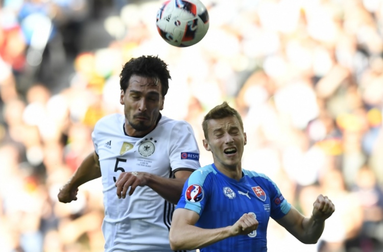 ހަމެލްސްގެ ލަނޑުން ޖަރުމަން ވޯލްޑް ކަޕާ ގާތަށް