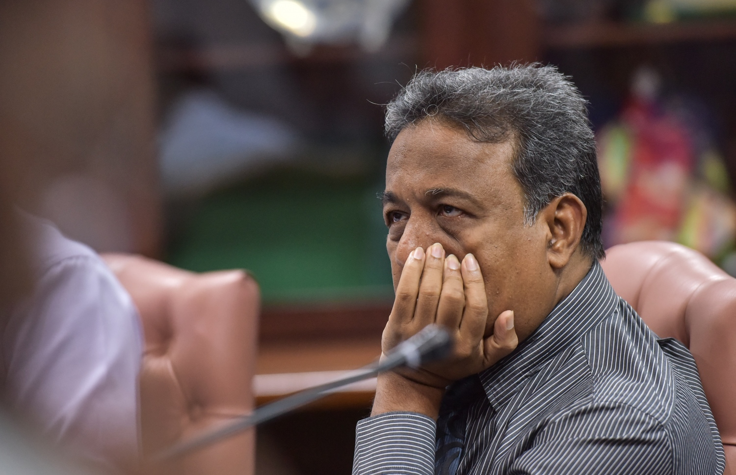 އޭދަފުށީ ދާއިރާގެ މެމްބަރު އަލީ ސަލީމް: އަބުރުގެ ބިލް މިހާރު އޮތް ގޮތަށް ފާސްކުރަން ސަލީމްގެ އިތުރުން ޕީޕީއެމްގެ އެހެން ބައެއް މަޖިލިސް މެމްބަރުން ވެސް ދެކޮޅު