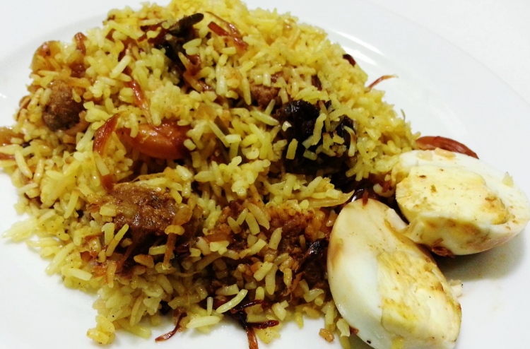 މިހާރުގެ ރެސިޕީ: މަސް ބިރިޔާނި