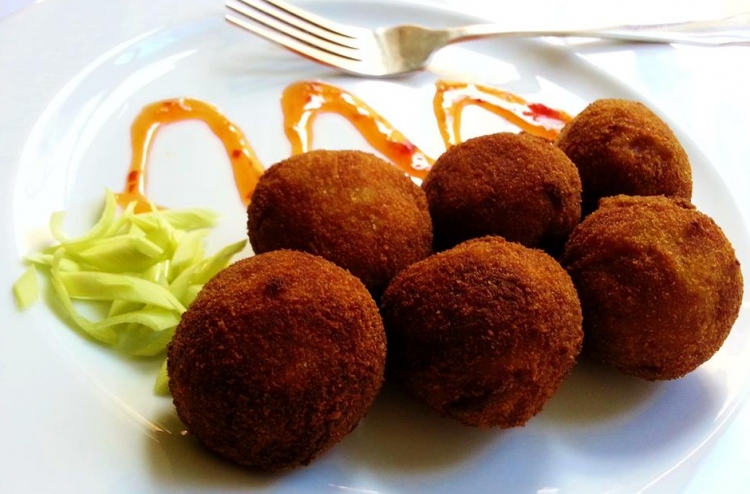 މިހާރުގެ ރެސިޕީ: ކަޓްލަސް