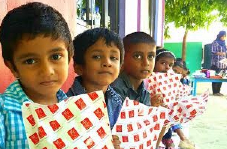 ދިރާގުން އީދު ހަދިޔާ ބަހައިފި