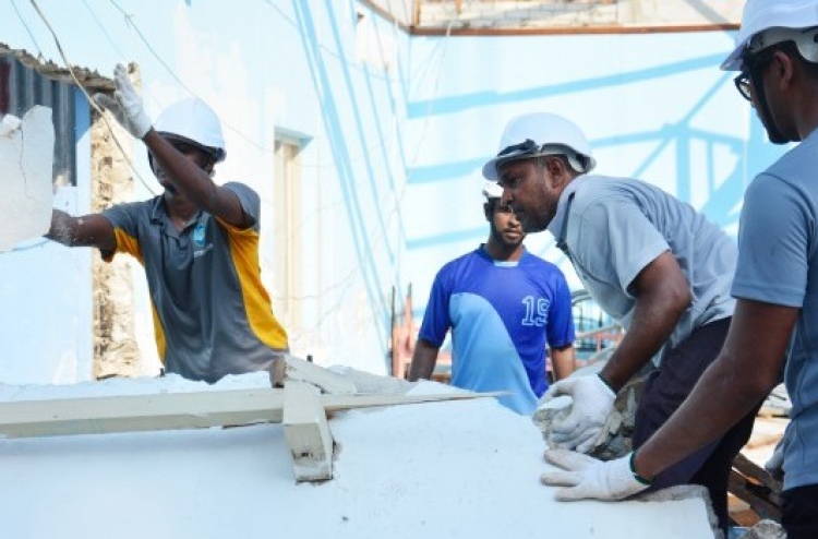 ޖަލު މުވައްޒަފުން އޮރިޔާން ކުރާތީ އެޗްއާރުސީއެމަށް