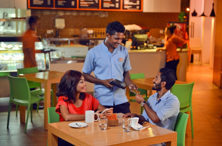 ބީއެމްއެލްގެ ކާޑު މެޝިން 4،000 ތަނަކަށް