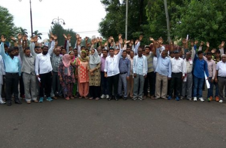 އެއް ގޭންގަކުން ދެ ވަނަ ފަހަރަށް އެކަކު ރޭޕްކޮށްފި