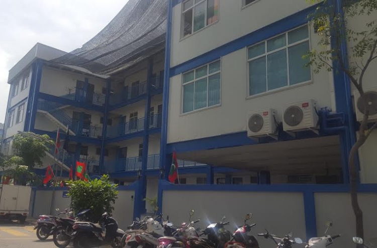 ތައުލީމީ ފަންޑުން ދޫކުރި ގިނަ ލޯނު އަނބުރާ ނުދައްކާ