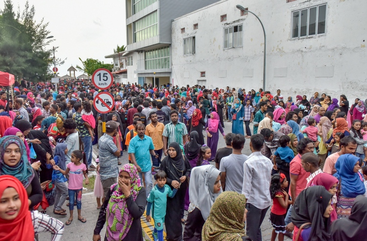 އޮޅުންބޮޅުން: ވާ ގޮތް ނޭނގުން