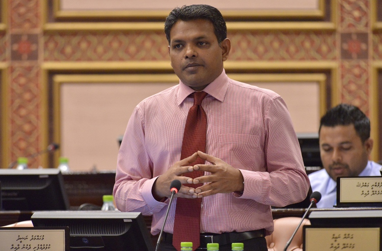 ބަންދުކުރުމުގެ މިންގަނޑެއް ނެތުމީ ނުރައްކަލެއް: ނަޝީދު