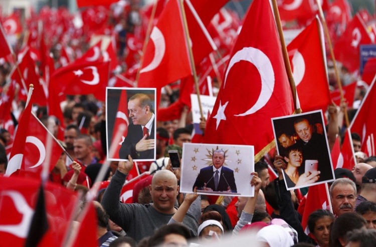 އުރުދުޣާންގެ ތަގްރީރަށް ހުރަސް އެޅި މައްސަލަ ބޮޑުވެއްޖެ