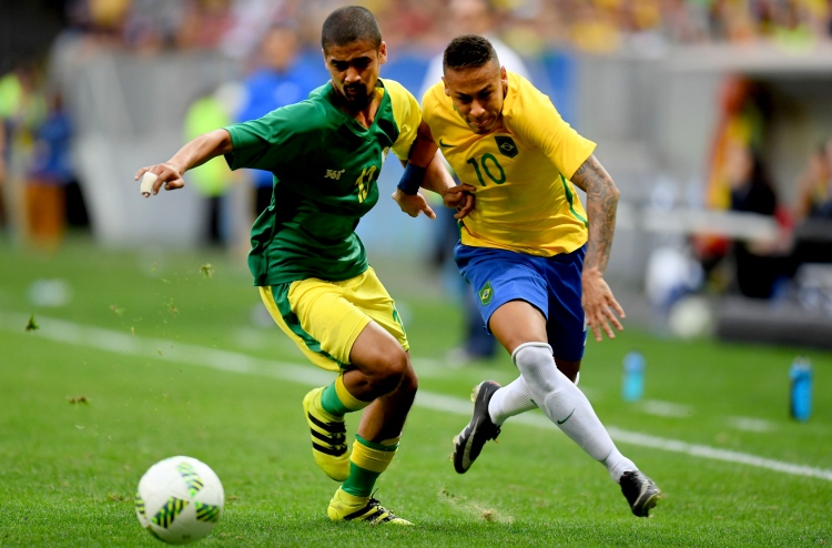 ދެކުނު އެފްރިކާ އިން ބްރެޒިލް ހިފަހައްޓައިފި