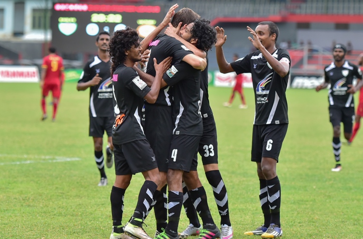 މުހިއްމު ފަސް ކުޅުންތެރިޔަކު އީގަލްސްގައި މަޑުކޮށްފި