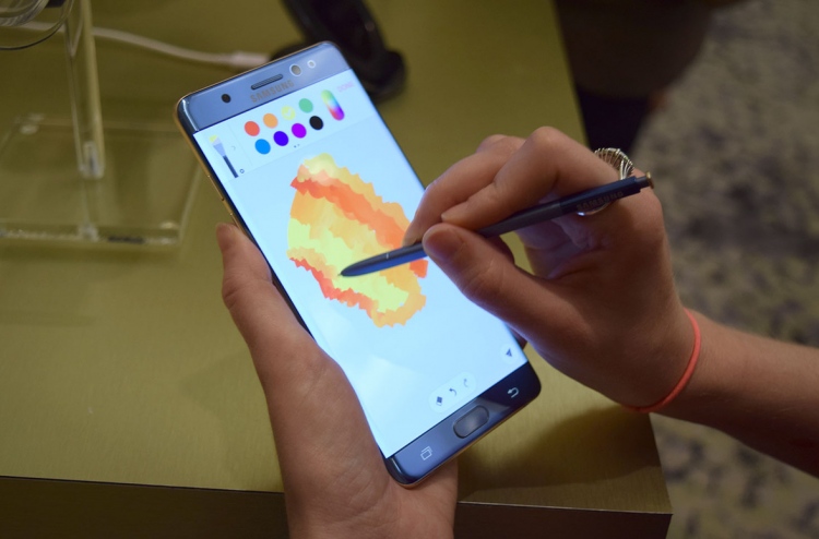 ގެލަކްސީ ނޯޓް 7: ބާރުގަދަވެފައި ލޫޅާފަތި