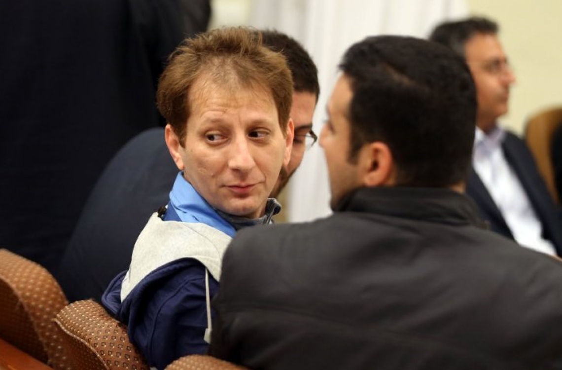 މަރަން ހުކުމްކުރި އީރާނުގެ ބިލިއަނަރުގެ މުދާތައް ނީލަން ކިޔަނީ