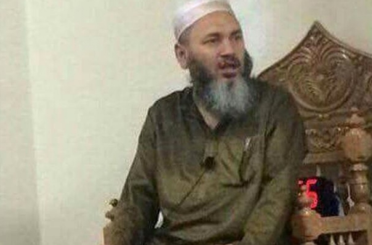 ނިއު ޔޯކުގެ މަގެއްގެ މަތިން އިމާމަކު މަރާލައިފި