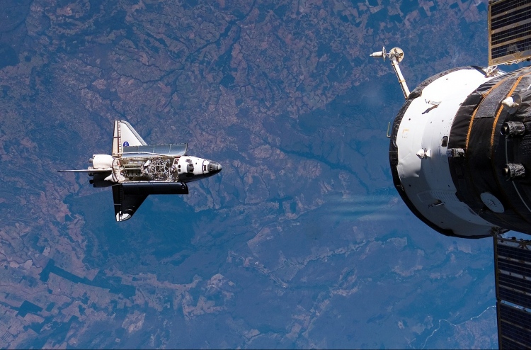 ސްޕޭސް ސްޓޭޝަނުން ވަޒީފާ މަދުކުރަނީ