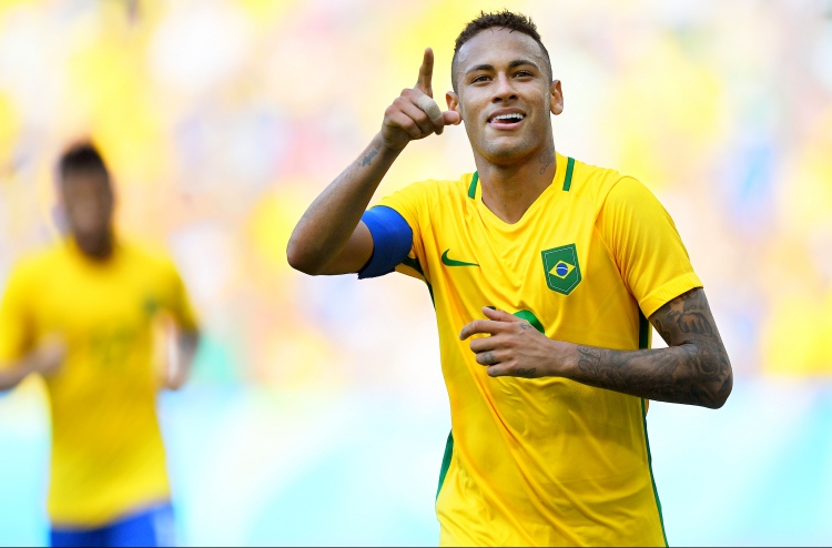 ނޭމާގެ ރެކޯޑް ލަނޑާ އެކު ބްރެޒިލް ފައިނަލަށް