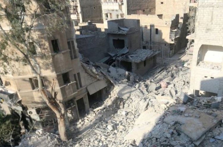 ސީރިއާގެ ކުޑަ ކުއްޖާ އުމްރާންގެ ބޭބެ މަރުވެއްޖެ