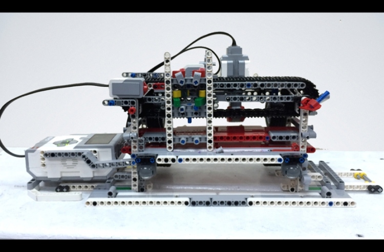 ބިލަބޮންގާއި އުގެއިލް، ދަރިވަރުން އެހެން ދިމާލަކަށް 