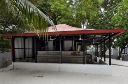 Kalhu Vakaru Miskiyy, when it was located in the Southeast corner of Sultan Park.