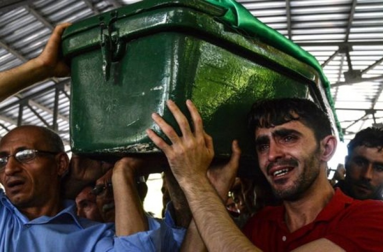 ސީރިއާގެ އައިއެސްގެ އަމާޒުތަކަށް ތުރުކީން ބޮން އަޅައިފި