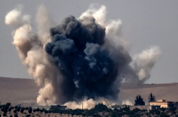 ސީރިއާގެ މުހިންމު ޓައުނެއް އައިއެސްގެ އަތުން ހިފައިފި