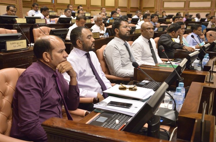 ކާޑު ސަބްސިޑީ ކުރިން ވެސް އޮތް ގޮތަށް ބާއްވަން އެދެފި