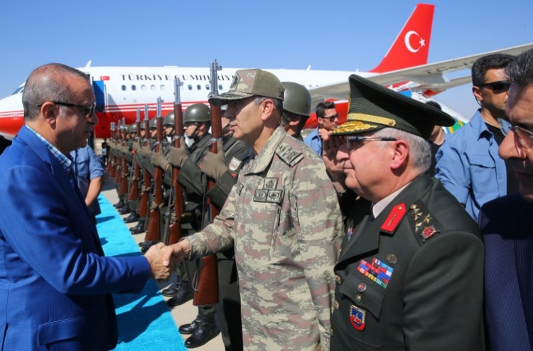 ތުރުކީގެ ވައިގެ ހަމަލާތަކުގައި 25 މީހުން މަރާލައިފި