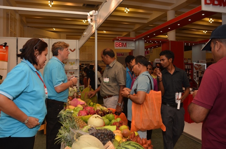 ކެއްކުމުގެ ކުލާހެއް މަޝްހޫރު ޝެފް ކްލޮޓްޒްކް ނަގައިދެނީ