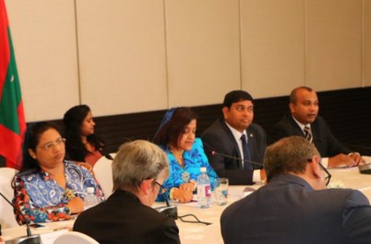 ޝައިނީގެ ރައްދު: ދުންޔާ އިސްތިއުފާ ދެއްވީ ފޭލްވުމުން