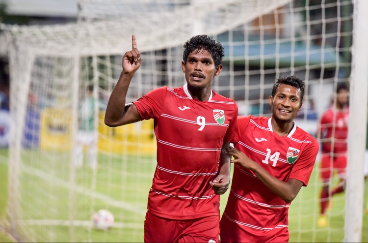 އޭޝިއަން ކަޕް އަތްފޯރާ ފަށަށް، އަތުކުރި އޮޅާލާ!