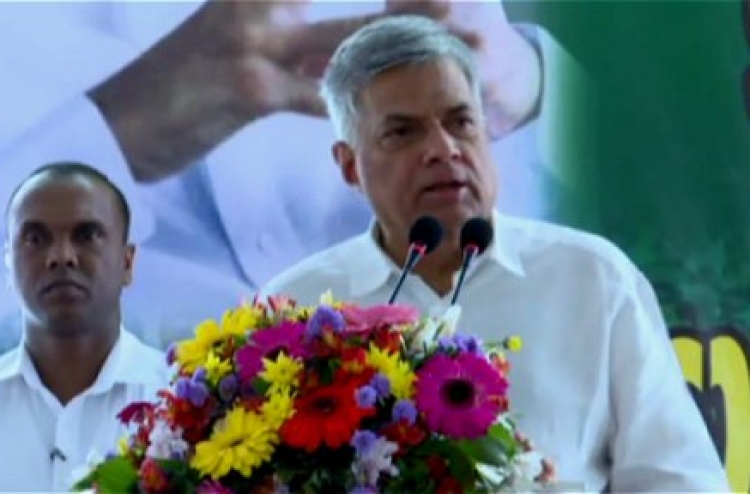 "ތިން އަހަރު ތެރޭ އެއް މިލިއަން ވަޒީފާ އުފައްދާނަން"