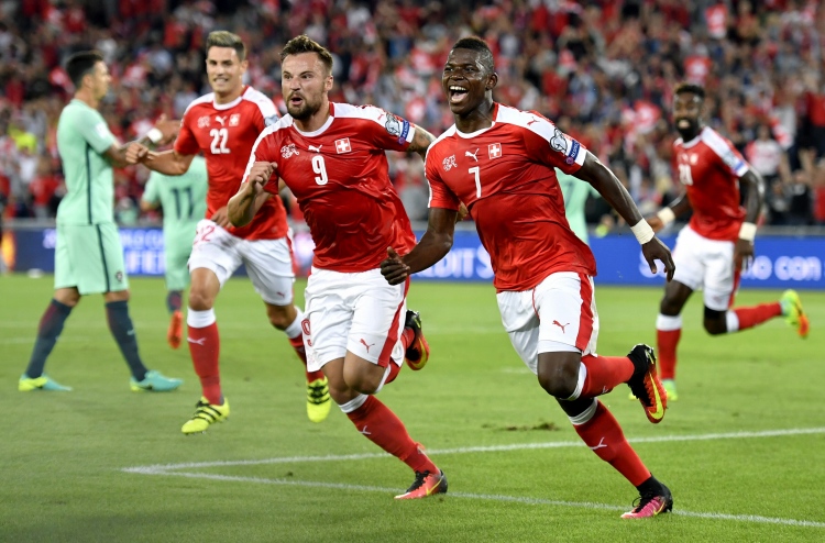 ޔޫރޯގެ ގަދަ ދެ ޓީމަށް މޮޅެއް ނުވެވުނު