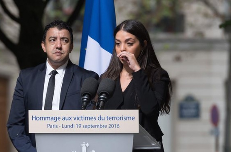 އިސްލާމް ދީނާއި ޓެރަރިޒަމް އޮޅުވާ ނުލުމަށް މުސްލިމް ކުއްޖާ އެދިއްޖެ