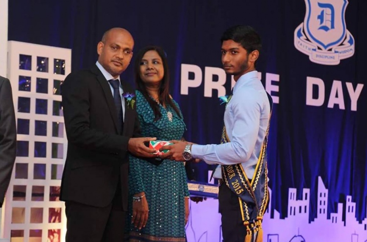 ދަރުމަވަންތަ ސްކޫލުގެ އެންމެ މޮޅު ދަރިވަރަކަށް ރިފްހާން