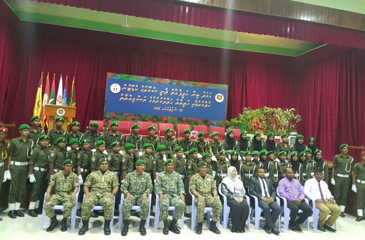 ހަމަދު ސްކޫލުގެ 35 ކެޑޭޓަކު ހުވާކޮށްފި