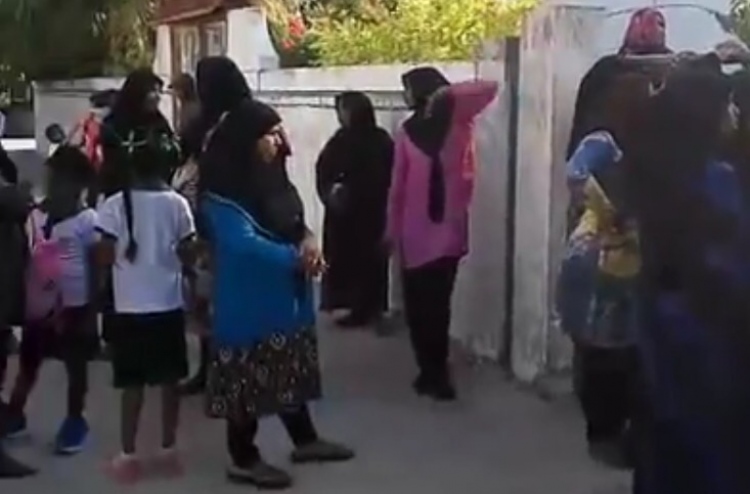 ކެންދޫ ބެލެނިވެރިން ނުކުމެ ސްކޫލު ބަންދުކޮށްފި