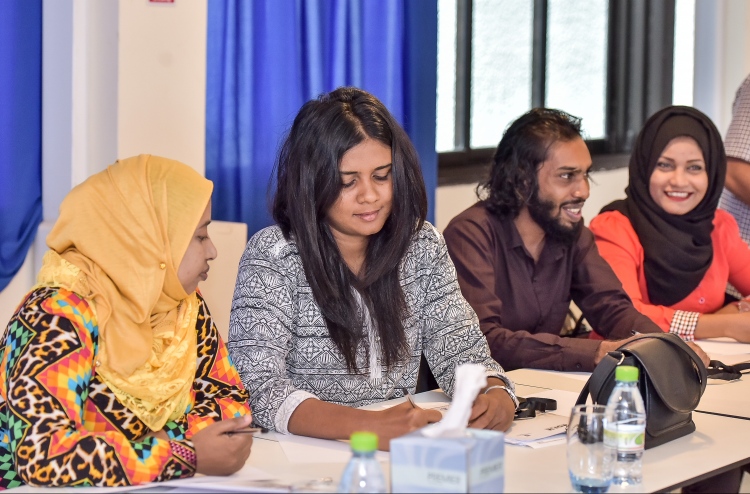 ނޫސްވެރިންގެ ތަމްރީނު ވޯކްޝޮޕެއް ފަށައިފި