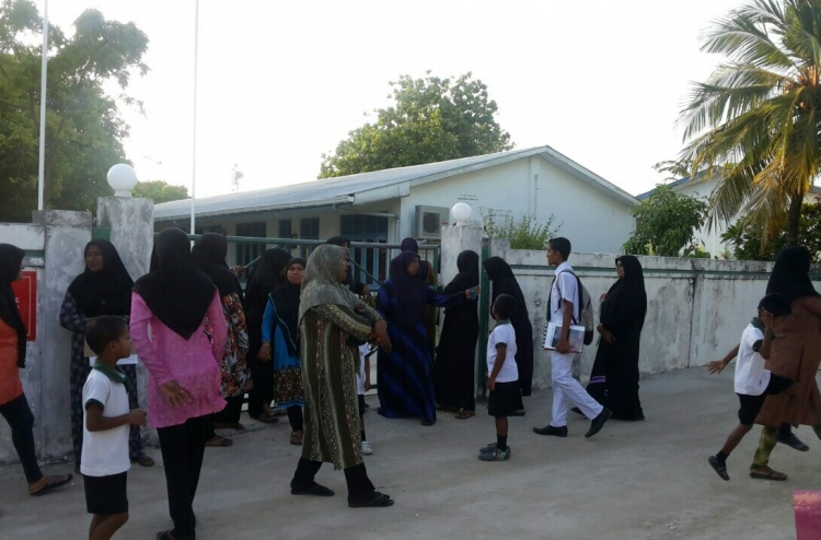 ޓީޗަރުން ސަލާމްބުނަނީ ބަލިވެގެން: މިނިސްޓްރީ