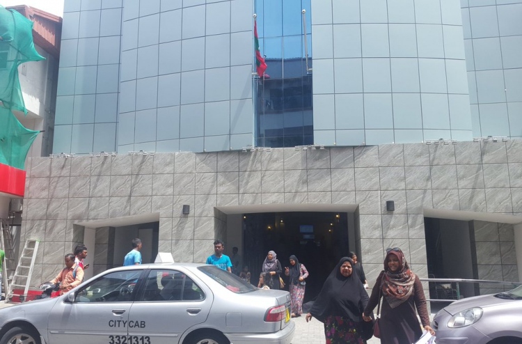 ދިން ބޭހަކުން ކުއްޖެއްގެ ހާލު ދެރަވި ވާހަކަ ދޮގުކޮށްފި