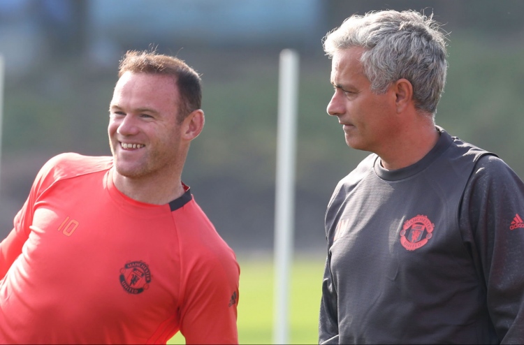 "ރޫނީ އަށް ފުރަތަމަ އެގާރައިން ފުރުސަތު ނުގެއްލޭ"