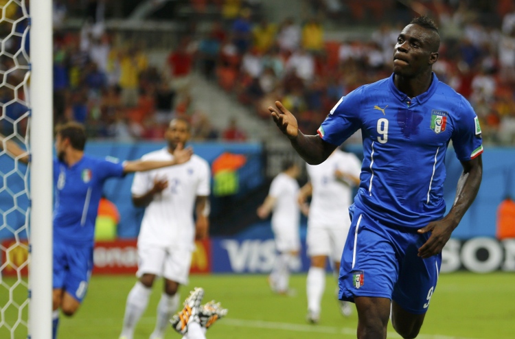 ކެރިއަރު އޮޔާނުދަނީސް ބަލޮޓެލީ ހޭލަން ޖެހޭ: މަންޗިނީ