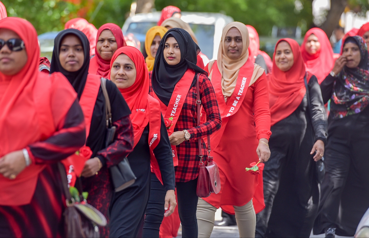 ހިރިޔާ ސްކޫލުގެ ޓީޗަރުންތަކެއް: ދިވެހި ޓީޗަރުން ނުލިބުމުގެ މައްސަލަ ވަނީ ބޮޑުވެފައި.-- މިހާރު ފައިލް ފޮޓޯ