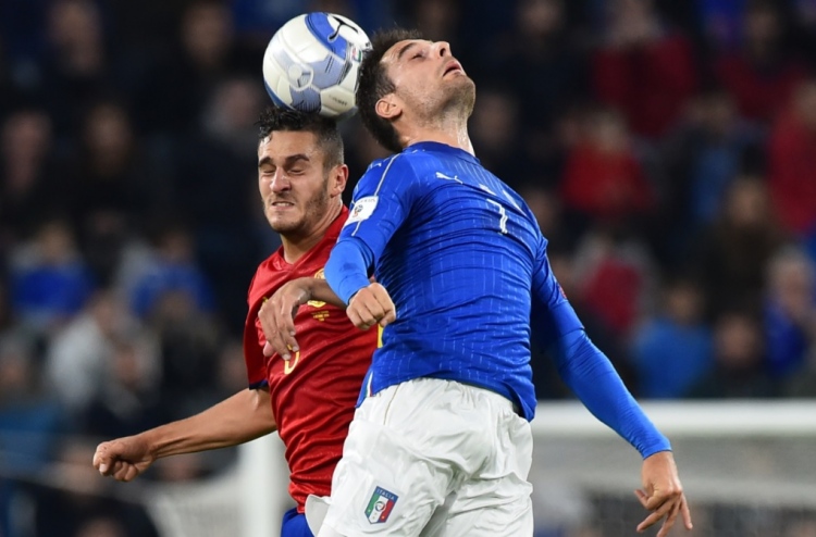 އިޓަލީން މޮޅަށް ކުޅުނު ސްޕެއިން ހިފަހައްޓައިފި